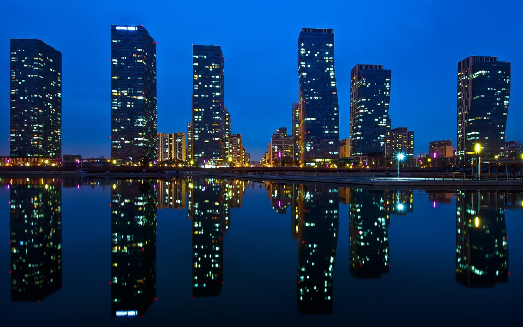 开云体育官网-历史重写，奥亚尔萨瓦尔爆发的夜晚，里昂以艺术足球打穿阿森纳防线